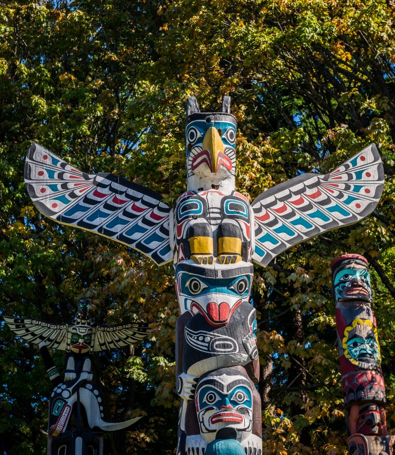 totem 768x885 2