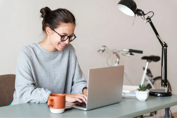 woman using computer laptop 2 1